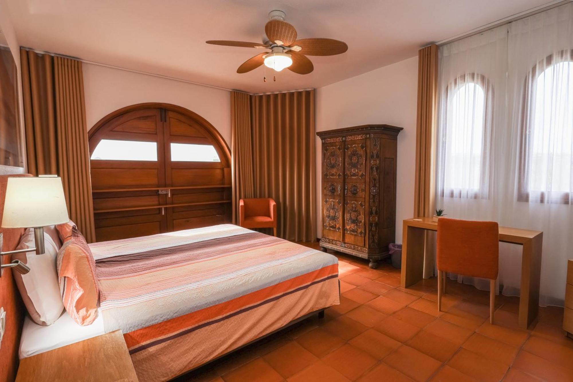 Theresia'S Porto Santo Esterno foto